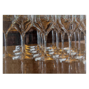 Planche À Découper Europe, Italie, Toscane. Verres à vin dans un vign
