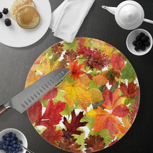 Planche À Découper Feuilles automnales d'automne