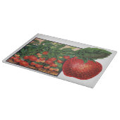 Planche À Découper Fraises anciennes, plants de fraises dans une ferm (Coin)