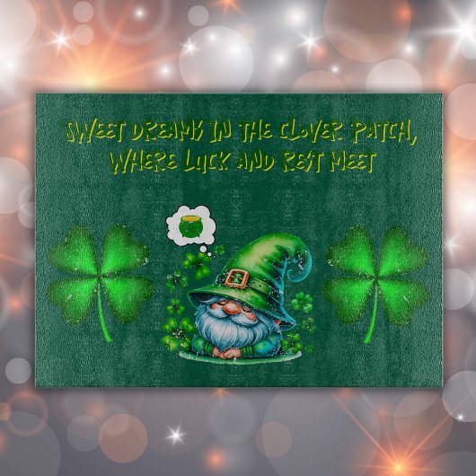 Planche À Découper Gnome mignonne St Patrick Dormir sur le vert chass