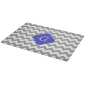 Planche À Découper Gris Blanc Chevron Bleu Cobalt Quatrefoil Monogram (Coin)