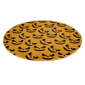 Planche À Découper Halloween : visages effrayants, style vintage. (Coin)