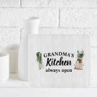 La cuisine moderne de grand-mère est toujours ouve