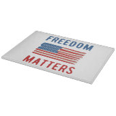 Planche À Découper La liberté est importante (Coin)