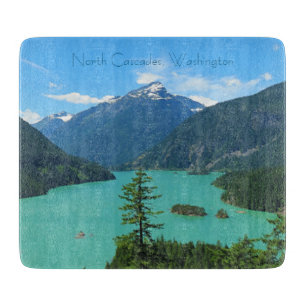Planche À Découper Lac Turquoise de Snowy Mountain à Washington