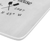 Planche À Découper Lake house et. Date année coordonnées personnalisé (Coin)