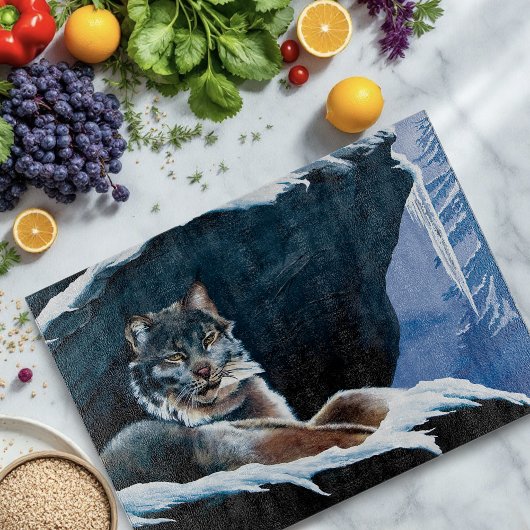 Planche À Découper Lynx hivernal majestueux se reposant sur une monta