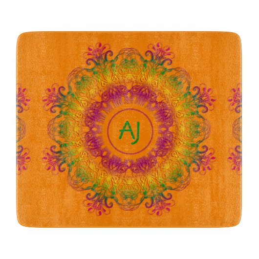 Planche À Découper Mandala Monogram.arrière - plan orange. (Devant)