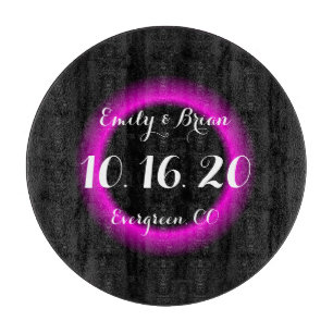 Planche À Découper Mariage en verre noir rose personnalisé