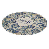 Planche À Découper Mariage Fleuris Damassé Bleu et Crème Monogramme (Coin)