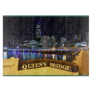 Planche À Découper Melbourne Australie Lumières CBD au-dessus du pont