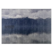 Planche À Découper Misty Alaskan Sea dans les tons bleu (Devant)