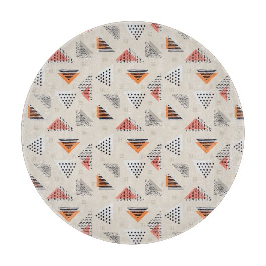 Planche À Découper Motif tiré par la main de triangle géométrique (Devant)