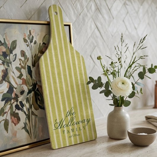 Planche À Découper Nom de famille de typographie script à rayure élég