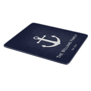 Planche À Découper Nom de famille sur bleu marine et blanc