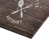 Planche À Découper Nom personnalisé Retro GRILLMASTER Rustic Dark Woo (Coin)