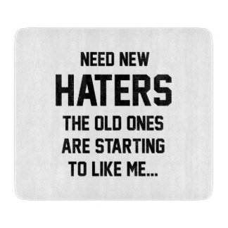 Planche À Découper Nouveaux haineux du besoin