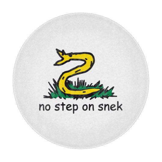 Planche À Découper Pas de pas sur les mèmes de snek parodie de Gadsde (Devant)