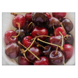 Planche À Découper Photographie de Cerises Rouges Fraîches dans un Bo