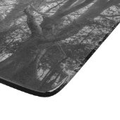 Planche À Découper Photographie noir et blanc de la forêt éffrayante (Coin)