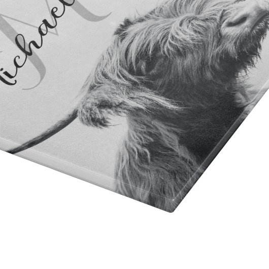 Planche À Découper Portrait de vache Highland premier monogramme noir (Coin)