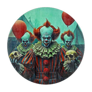Planche À Découper Scène d'horreur de clown déplaisant