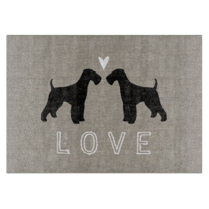 Planche À Découper Silhouettes de Terrier Airedale Amour