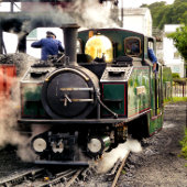 PLANCHE À DÉCOUPER TRAINS À VAPEUR