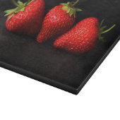 Planche À Découper Trois Fraises Sur Cbcna Noir (Coin)