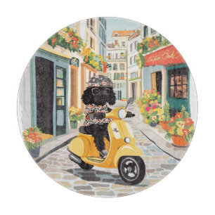 Planche À Découper Trottinette de style Doodle noir dans les rues de 