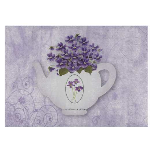 Planche À Découper Violettes Dans Une Théière (Devant)
