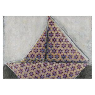 Planche À Découper Voilier d'origami sur le papier de conception