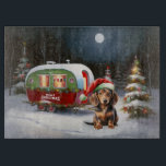 Planche À Découper Winter Dachshund Caravan Christmas Adventure<br><div class="desc">Laissez-vous tenter par la magie d'une nuit d'hiver enneigée alors qu'une caravane glisse gracieusement à travers le paysage illuminé par la lune. La beauté sereine de la neige scintillante et l'éclat enchanteur de la lune créent une scène captivante, promettant une aventure de Noël inoubliable remplie de chaleur, de joie et...</div>