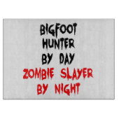 Planche À Découper Zombie Slayer Bigfoot Hunter (Devant)
