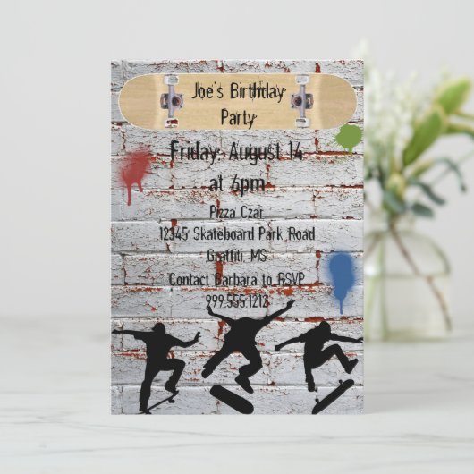 Planche à roulettes Invitations de fête d'annivers (Debout devant)