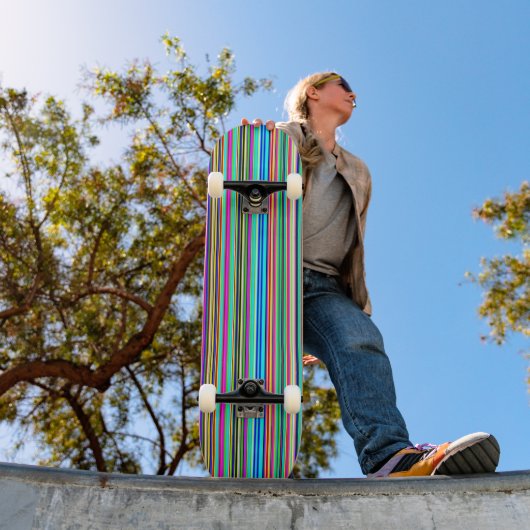 Planche à skateboard à rayures multiples (Extérieur 1)