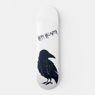 Planche à skateboard en silhouette de Crow noir d'