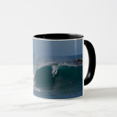 Planche à surf sur The Wedge - Mug (Devant droit)