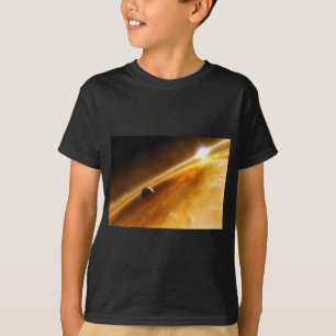 Planet Fomalhaut B Orbiting a Star T-shirt