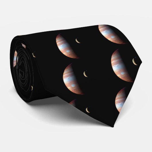 PLANET JUPITER EN ZIJN VOLKANISCHE MOON IO (ruimte Stropdas (Opgerold)