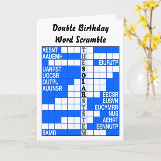 Planeten en manen van het zonnestelsel Wordscrambl Kaart (Gele Bloem)