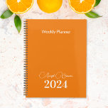Planificateur d'affaires mensuel Orange<br><div class="desc">Présentez notre planificateur personnalisé minimaliste - une façon élégante et élégante de rester organisé avec une touche de personnalisation et un look professionnel d'affaires! Ce planificateur élégant dispose d'un agencement propre et simple, vous permettant de vous concentrer sur ce qui compte le plus. Customisez votre planificateur avec votre nom, l'année...</div>