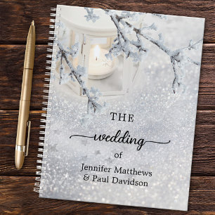 Planificateur de mariage hivernal de neige mousseu