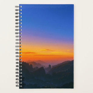 Planificateur de paysage de la montagne du coucher