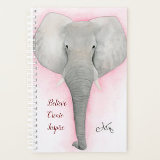 Planificateur d'éléphants gris