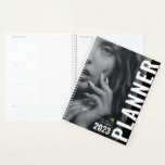 Planificateur d'entreprise de photographie moderne<br><div class="desc">un design urbain,  moderne noir et blanc simple design de logo personnalisé. Vous pouvez modifier les couleurs et le texte de ce carnet de planification.</div>