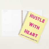 Planificateur Quotidien - Hustle With Heart Custom (Devant avec enveloppe)