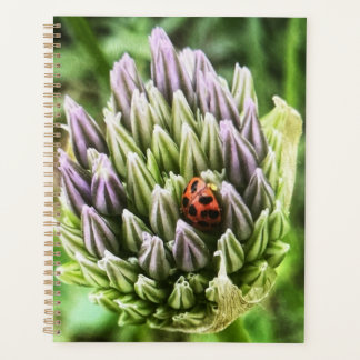 Planner met mooie bloem op de cover