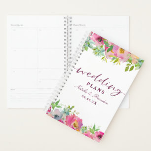 Plans de mariage floraux chic en fleurs de menthe