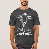 Plant Based Milk vs Dairy Milk Holstein Milk T-shirt (Voorkant)
